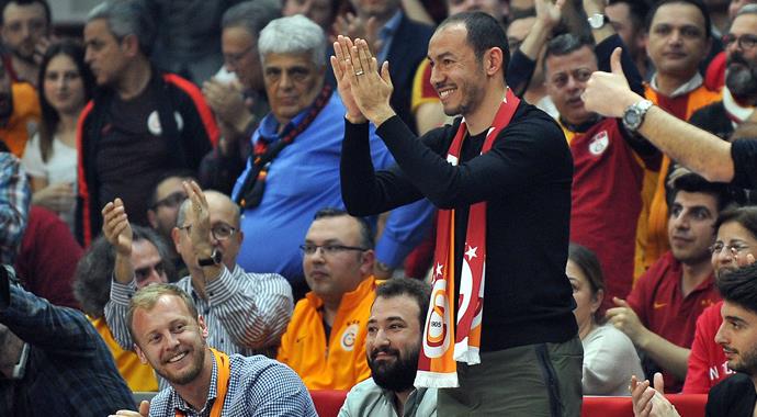 Galatasaray ilk maçında galip! Galatasaray ilk maçında galip!