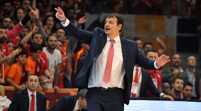 Galatasaray ilk maçında galip! Galatasaray ilk maçında galip!