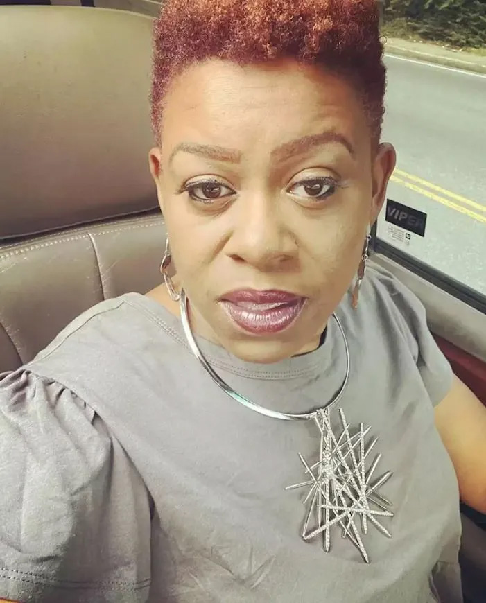 Ünlü oyuncu evinde çocuğu tarafından ölü bulundu