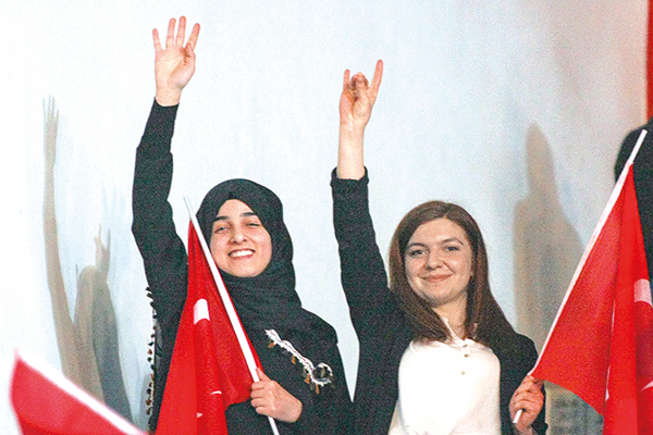 AK Parti'nin evet kampanyası başladı, Aydınlık yarınlara kapı açıyoruz