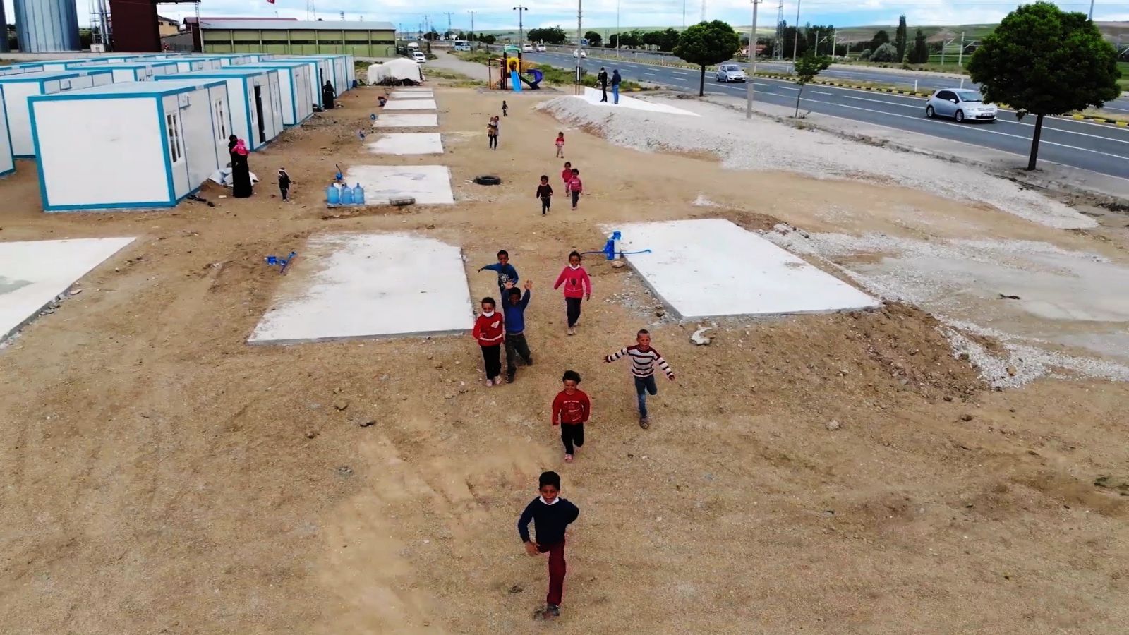 Asırlık gelenek ’çadır’ hayatı son buldu: Yeni evleri ’konteyner’