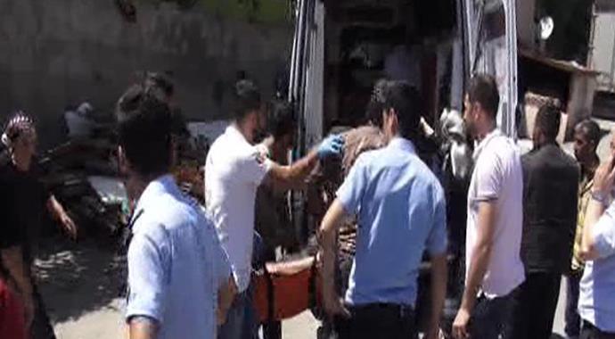 İstanbul'da taşlı sopalı kavga