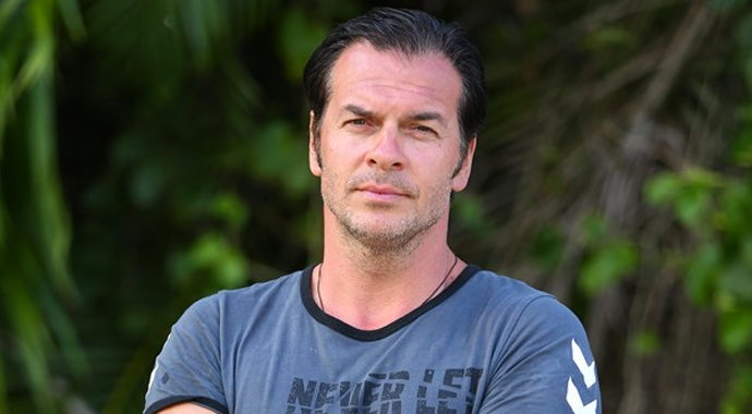 Survivor 14 Mart, Kim Elendiii