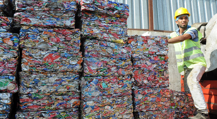 Atık toplayan hurdacıydı, şimdi atıkları işleyen tesisi var