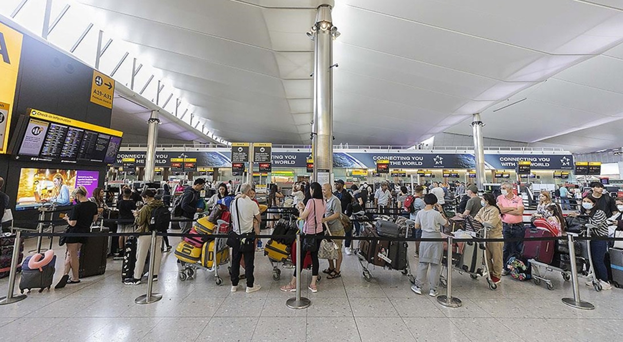 İstanbul Havalimanı'nda check-in rekoru! Bizde 1 dakika, Avrupa'da 4 saat