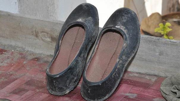 Çamurlu ayakkabılarıyla girmediği hastaneye ismi verildi!