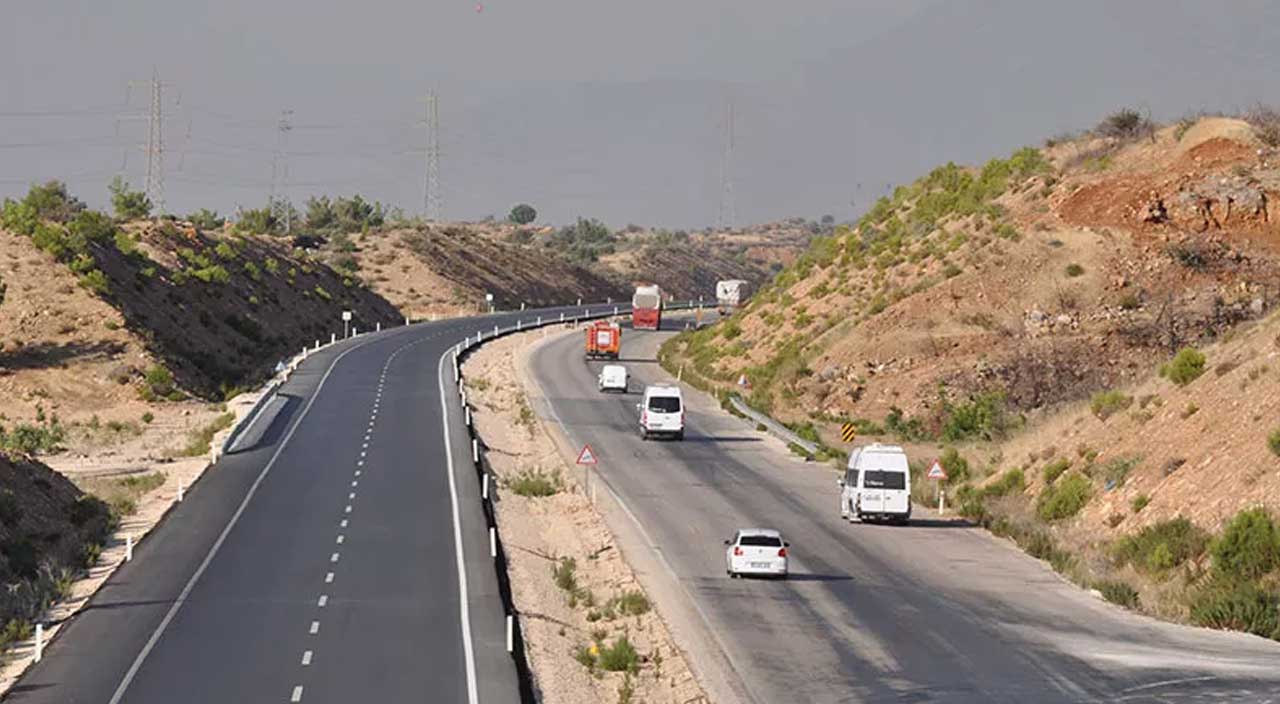 Mersin'deki orman yangınından sevindiren haber! Yangın kontrol altına alındı