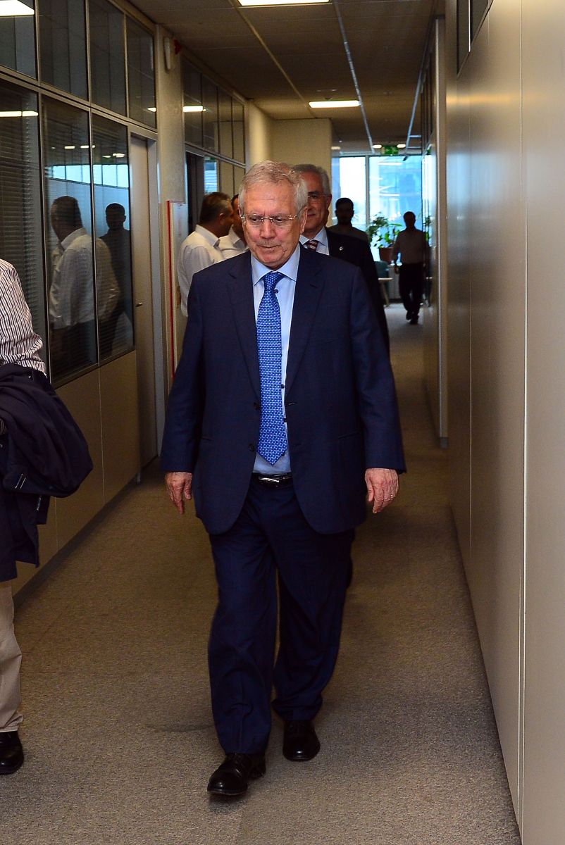 Aziz Yıldırım, gazetemizi ziyaret etti