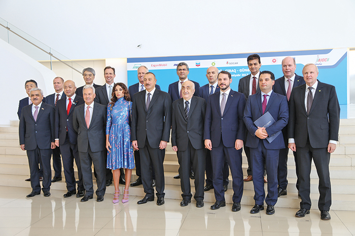 Azerbaycan ve Türkiye enerjiyle kenetlenecek