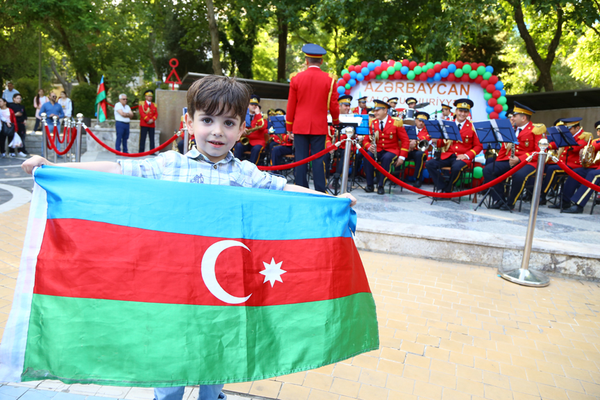 Azerbaycan Demokratik Cumhuriyeti, 100. yılını kutluyor