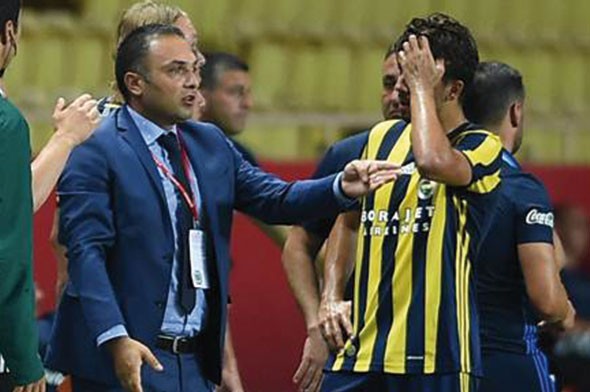 Yıldırım'dan telefonda iki futbolcuya fırça!