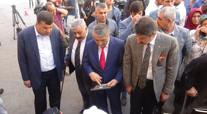 HDP önündeki eyleme bir destek de Şırnak'tan: Aşiret temsilcileri ve kanaat önderleri destek verdi