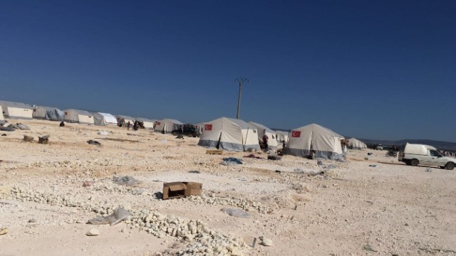 DAEŞ'in saldırılarından kaçanlar güvenli bölgelere gidiyor