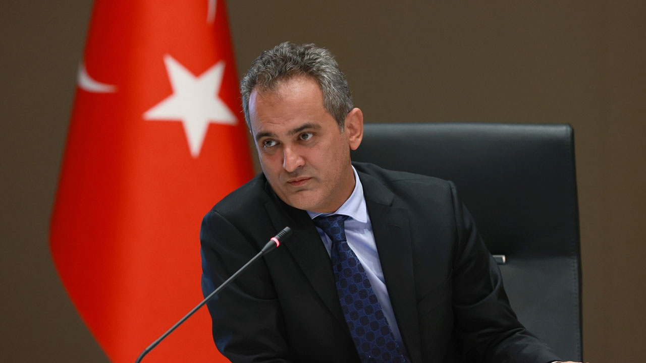 'Yüz yüze eğitime geçilimesi zorunluluk '