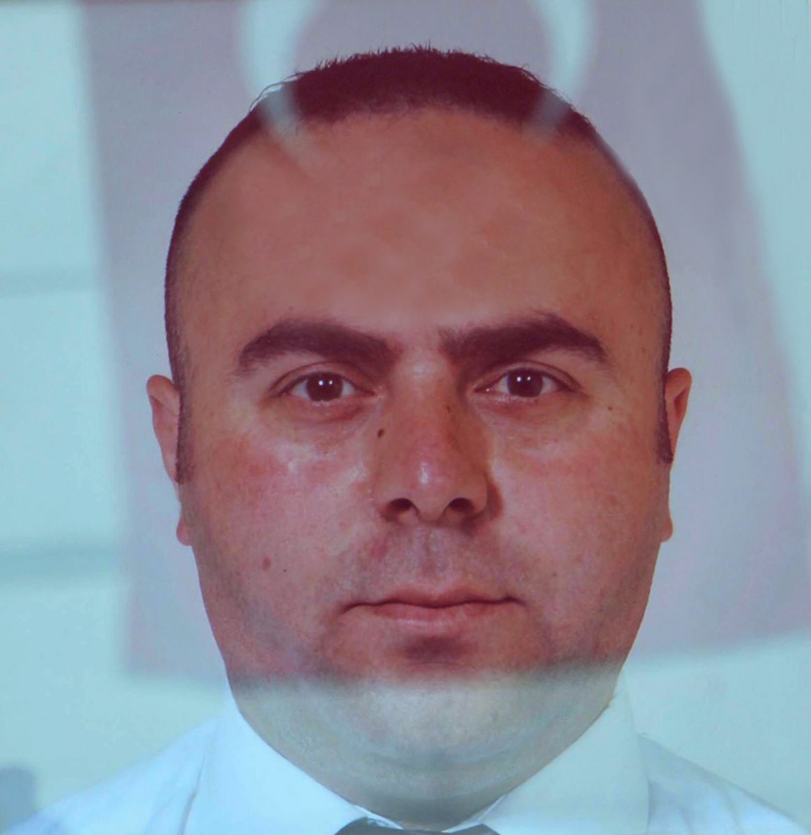 Kalp krizi geçiren polis memuru hayatını kaybetti