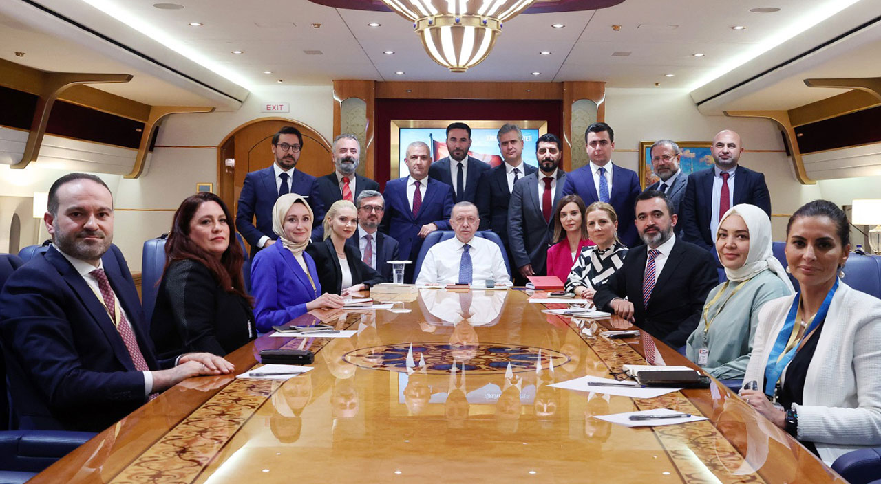 Cumhurbaşkanı Erdoğan BAE dönüşü açıkladı: Marketlerle bizzat bakan görüşecek