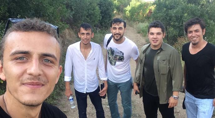 Yangını söndürmek için havalanan helikopter hedefi şaşırdı