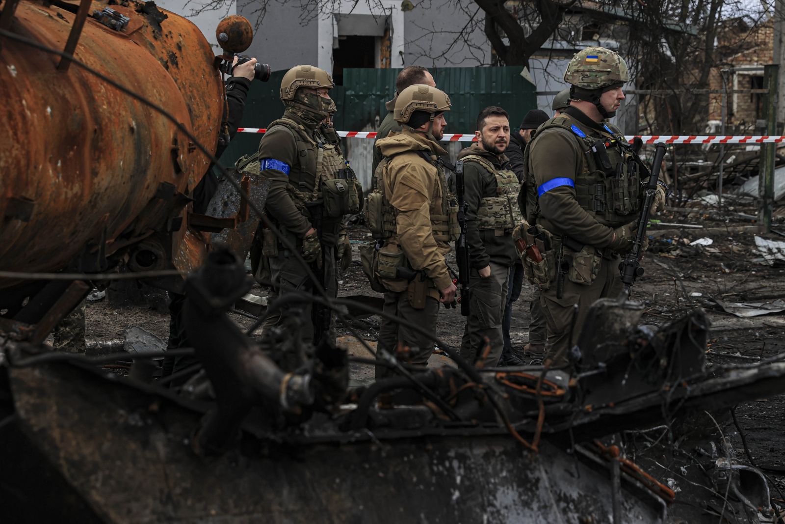 Zelenskiy katliamın yaşandığı Buça'da: Bu bir soykırım