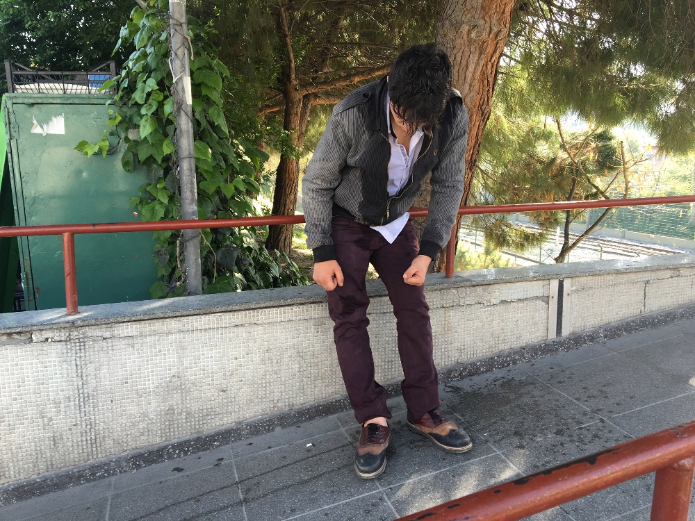 Bonzai içen gencin ibretlik görüntüsü