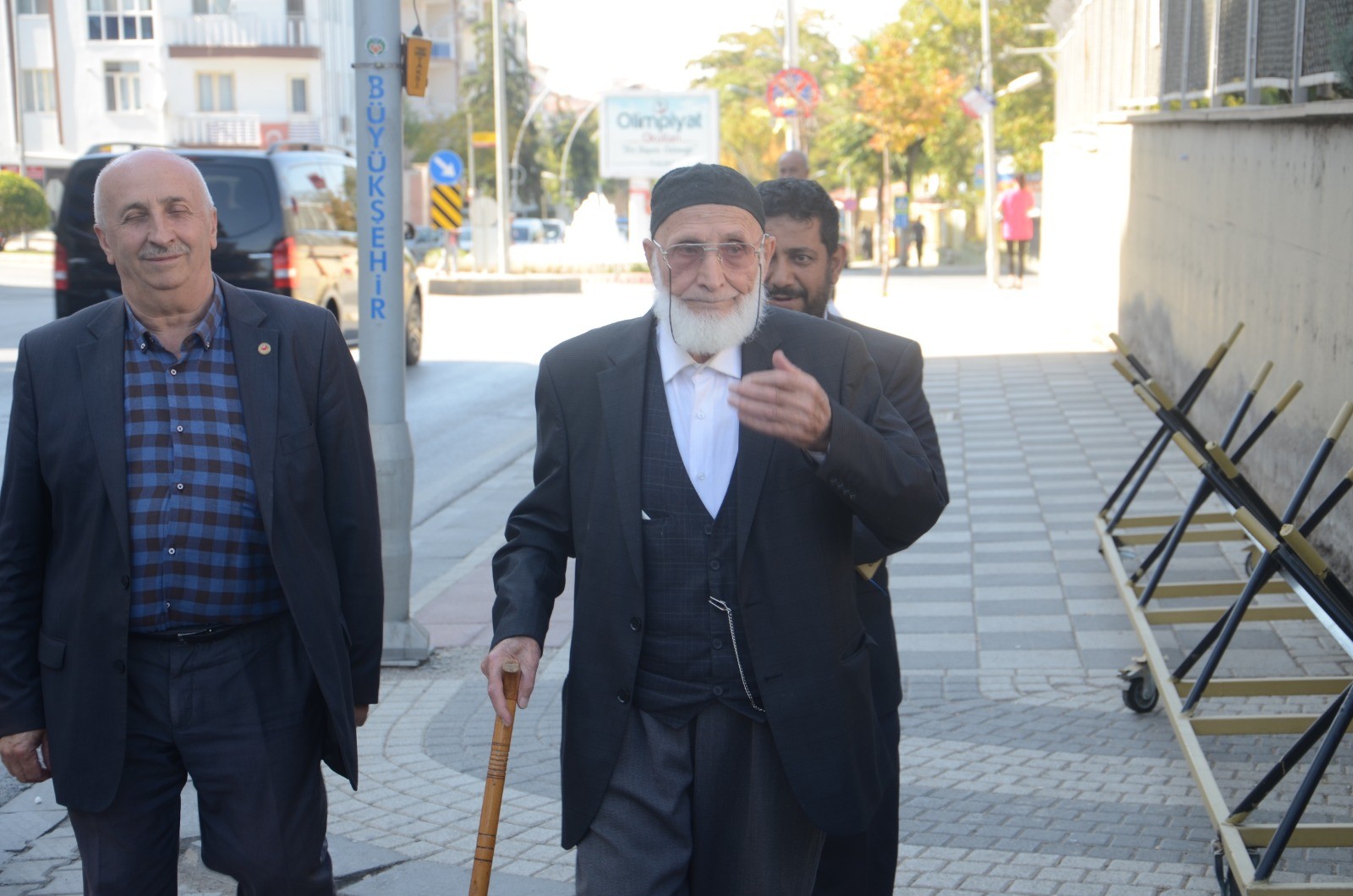 93'lük dede Barış Pınarı Harekatı'na katılmak için gönüllü oldu