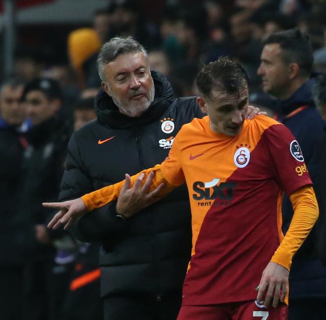 Taraftarlar şaşkınlıkla izledi! Kerem’den hocası Torrent’e olay hareket