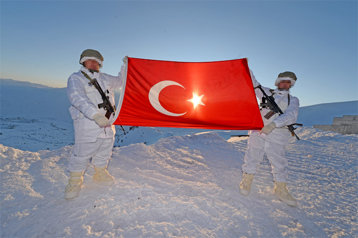 Eksi 20'de vatan savunması