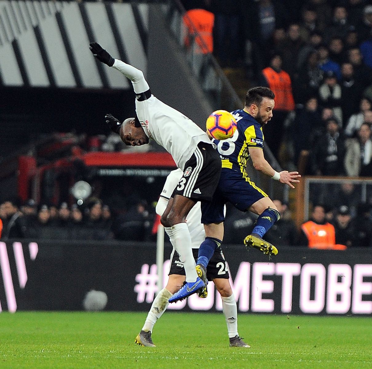 Beşiktaş kaçtı Fenerbahçe yakaladı! Maçta gol yağmuru