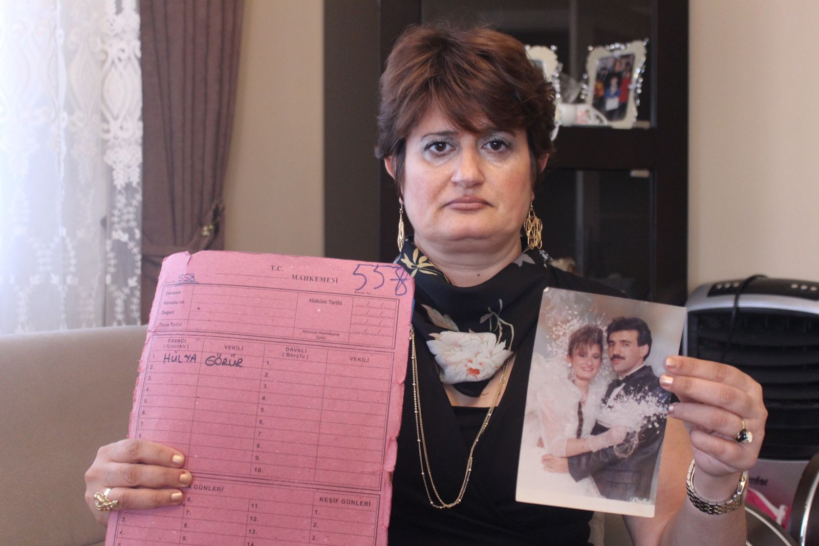 Boşanabilmek için eşini arıyor