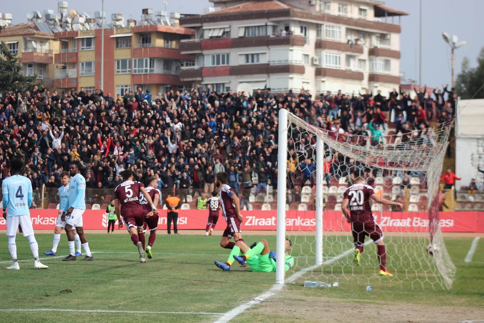 Ziraat Türkiye Kupası'nda Başakşehir'e kupa şoku! Hatayspor - Medipol Başakşehir : 4-1