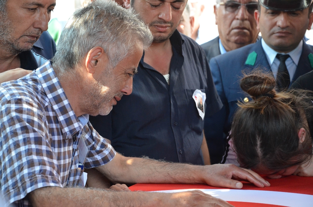 Şehit babasının feryatları yürekleri dağladı