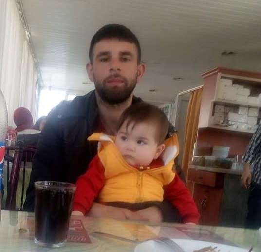 Askerden dönen baba hayatının şokunu yaşadı! Eşi evi terk etti, her yerde bir buçuk yaşındaki oğlunu arıyor