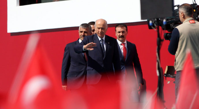 MHP Genel Başkanı Bahçeli: Ey Haçlılar bekliyoruz sizi, hadi gelin de kanınızda boğalım