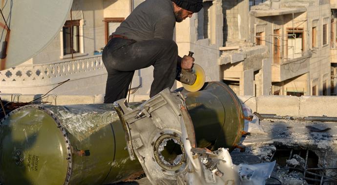 Muhalifler Rusya'nın balistik füzelerini imha ediyor Muhalifler Rusya'nın balistik füzelerini imha ediyor