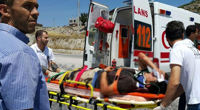 Balıkesir'de korkunç trafik kazası: 3 yaralı