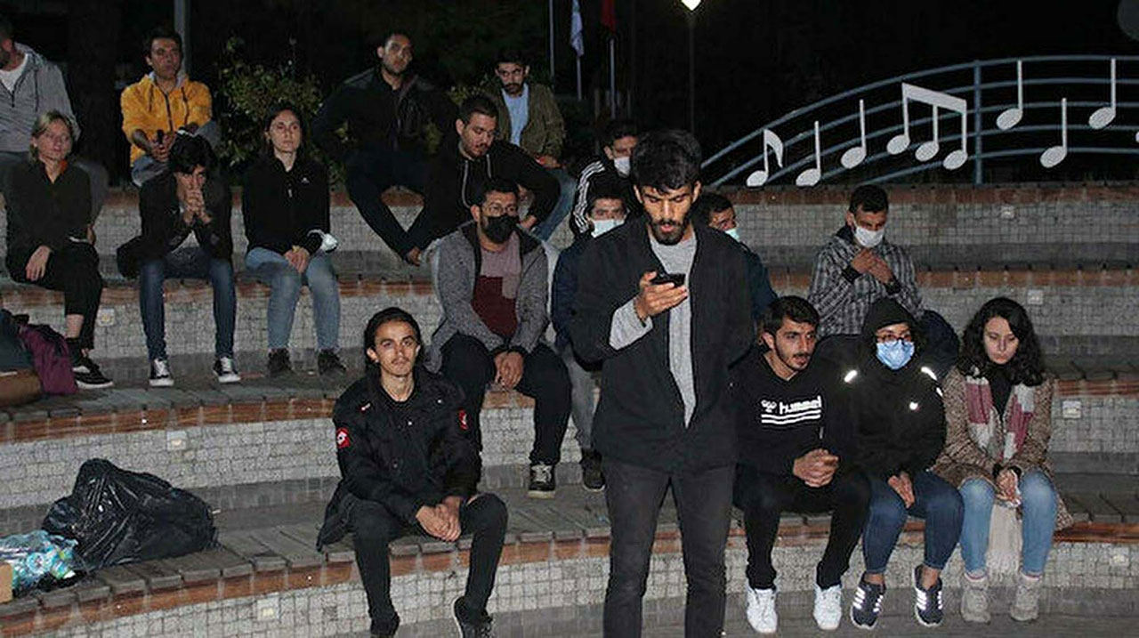İstanbul'daki 'barınamıyoruz' protestosu provokasyon çıktı İstanbul'daki 'barınamıyoruz' protestosu provokasyon çıktı