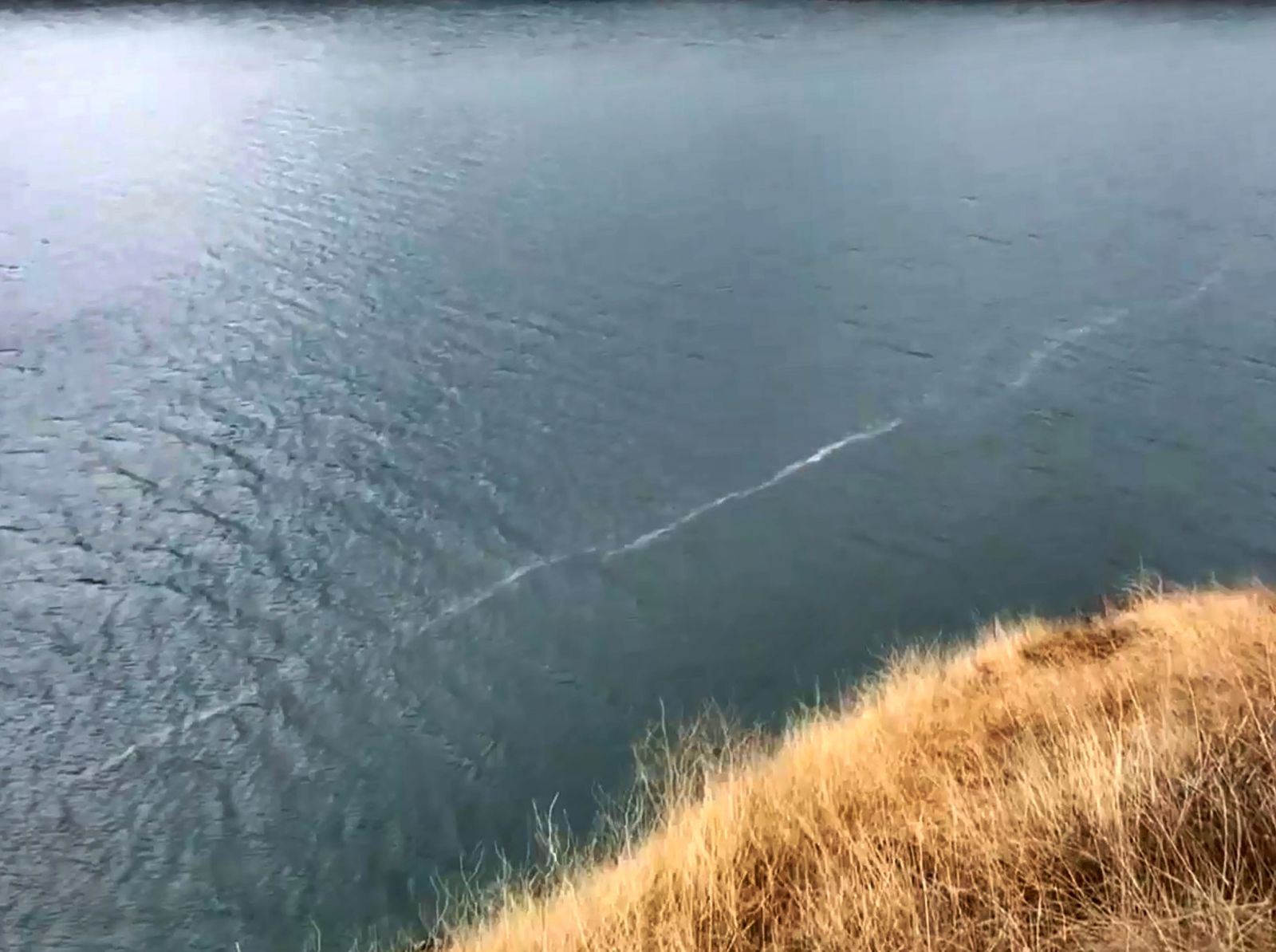 6,8 ile sallanan Elazığ'da baraj gölü üzerindeki görüntü şaşırttı!