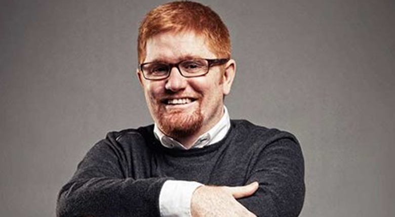 Erkekler güzelliğe, kadınlar güce aşık