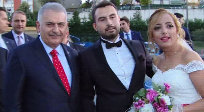 Başbakan Yıldırım’dan yeni evli çifte sürpriz