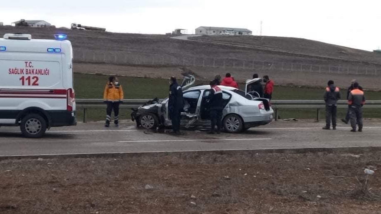 Başkent'te trafik kazası: 1 ölü, 2 yaralı