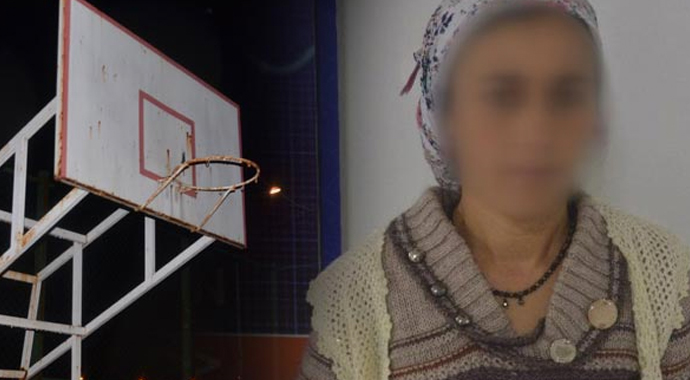 Kendini basket potasına astı, polis son anda kurtardı
