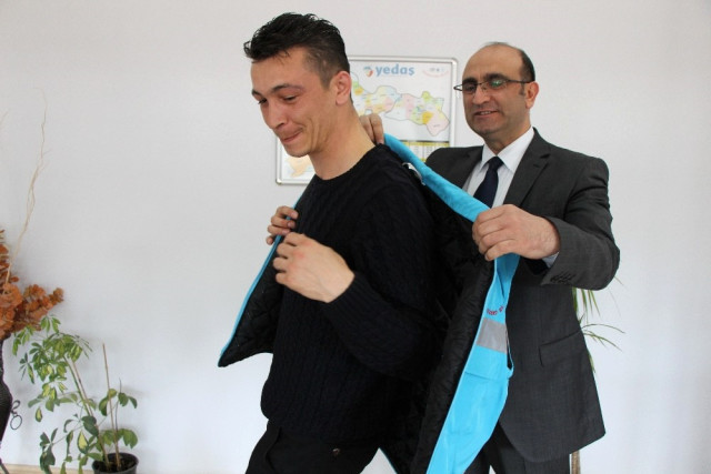 İş başvurusuna giderken hayat kurtaran adam yeni işine kavuştu