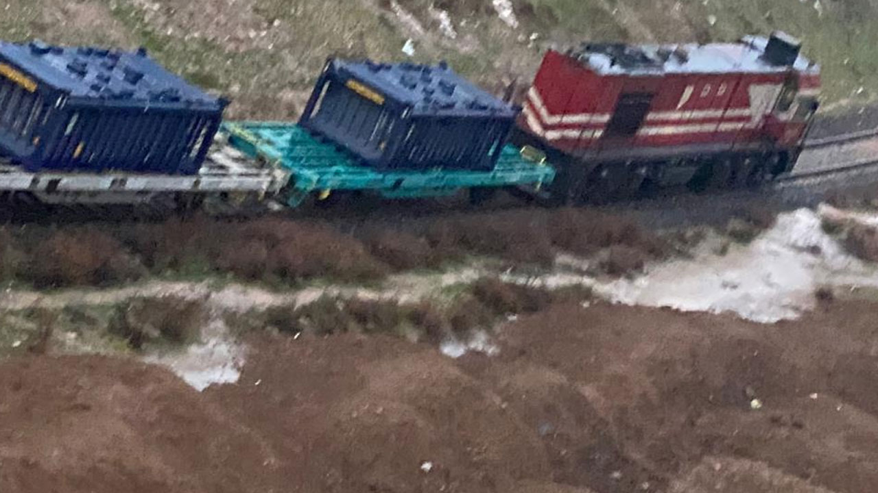 Hemzemin geçitte kahreden kaza: 17 yaşındaki genç feci şekilde öldü