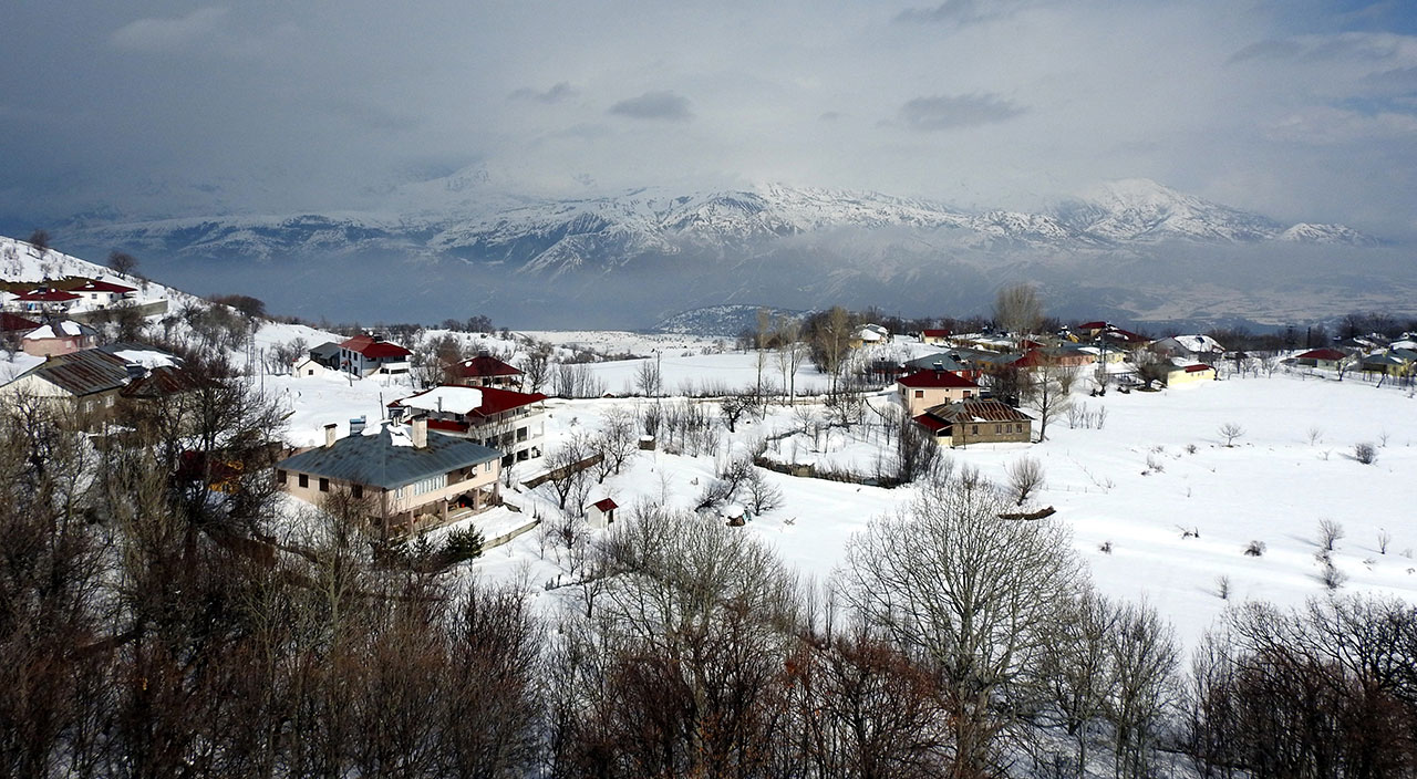 Kar haberleri peş peşe geliyor! Yüksek kesimler beyaza büründü