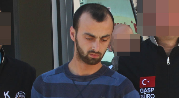 Engelli şahsı 30 kez bıçaklayarak öldüren zanlı, aldığı cezayı duyunca bayıldı!