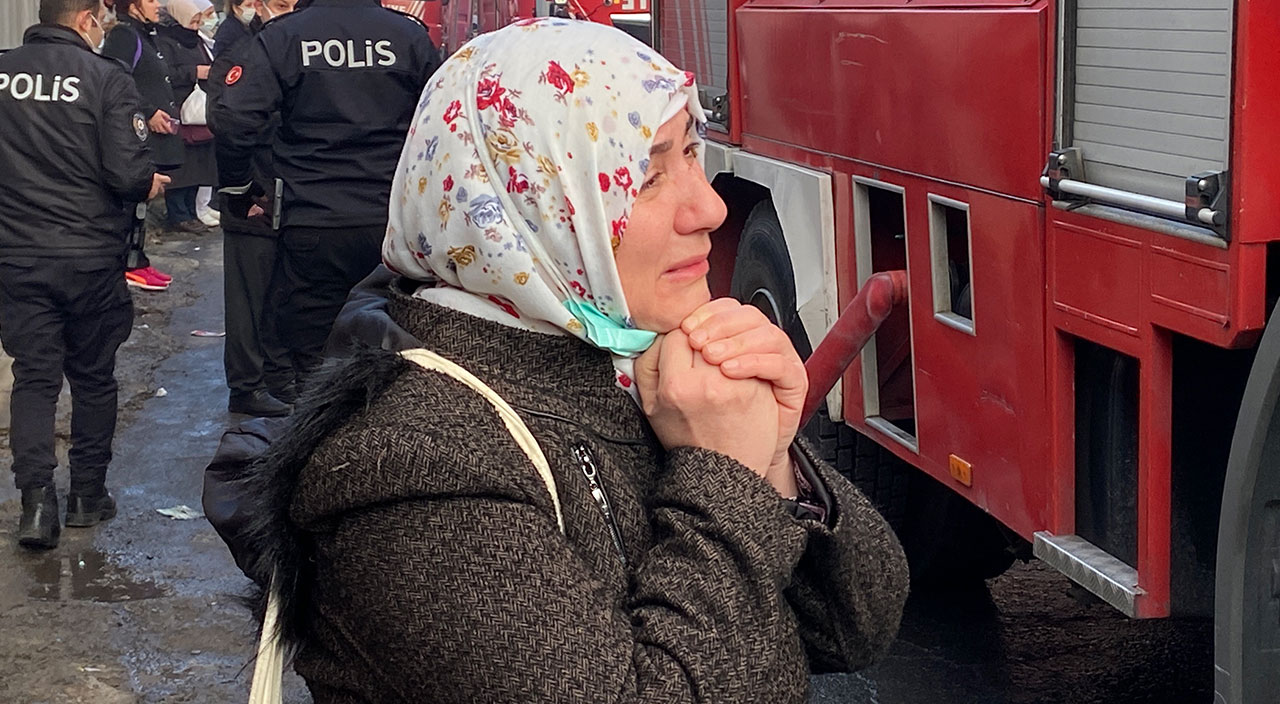 Bayrampaşa'da gıda üretim tesisinde yangın