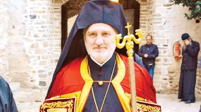 Rumlar Türkevi açılışına katılan başpiskoposu hedefe koydular