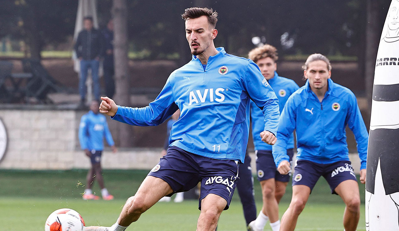 Ali Koç, Pereira'nın yanında