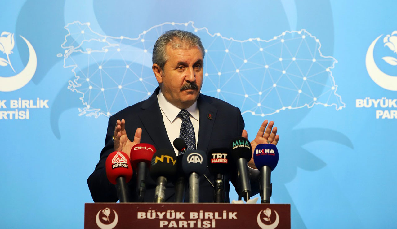 Tezkere aynı, oy farklı! CHP dün 'evet' dediğine bugün 'hayır' dedi