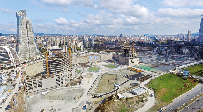 Paranın yeni adresi İstanbul