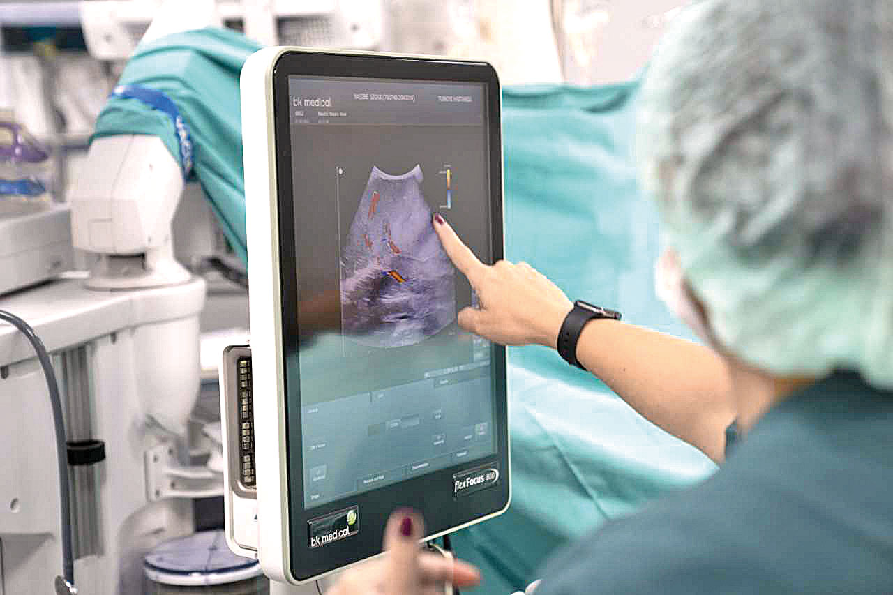 Türkiye Hastanesine yüksek teknoloji yatırımı: Beyin tümörlerine büyük gözaltı